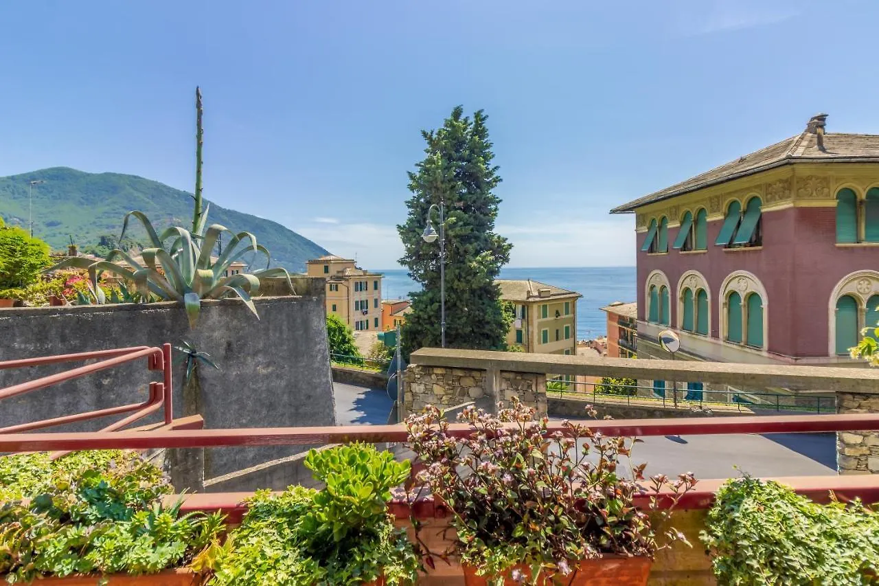 Happy Holiday Among The Ligurian Beauties Camogli 0*,  Italy